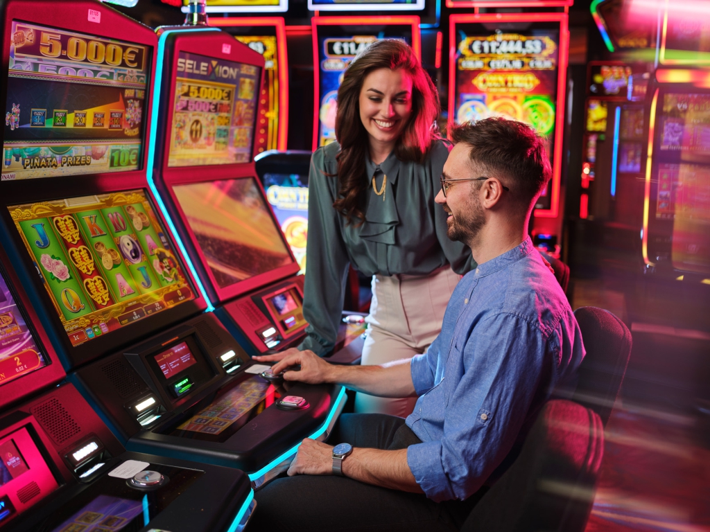 koncne-vsebine_Drivein_mar26_igra-IA